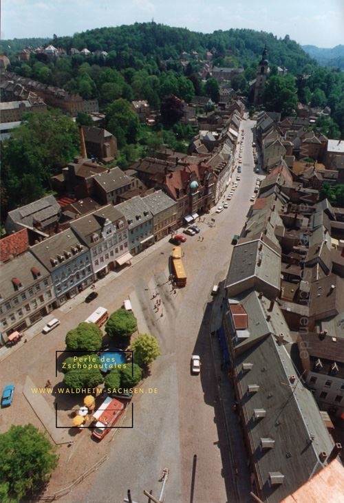 Blick vom Rathausturm auf den Obermarkt nach 1990 in Waldheim